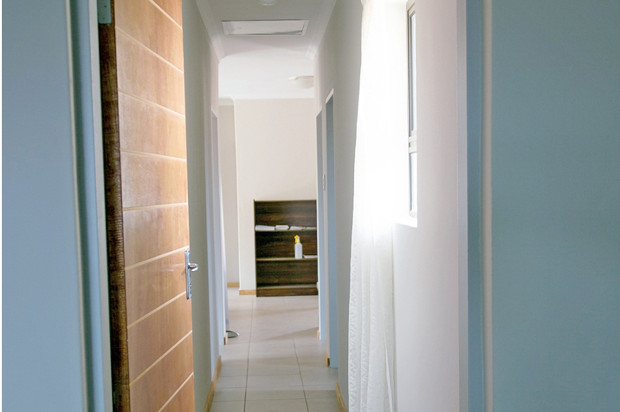 Hallway inside a Pallicades home